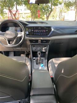Volkswagen Taos